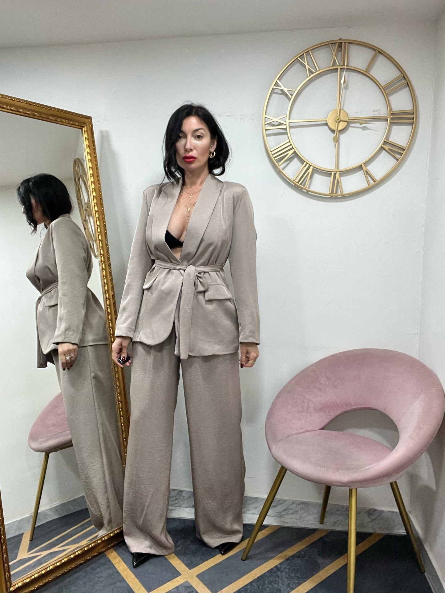 Tailleur satin 906