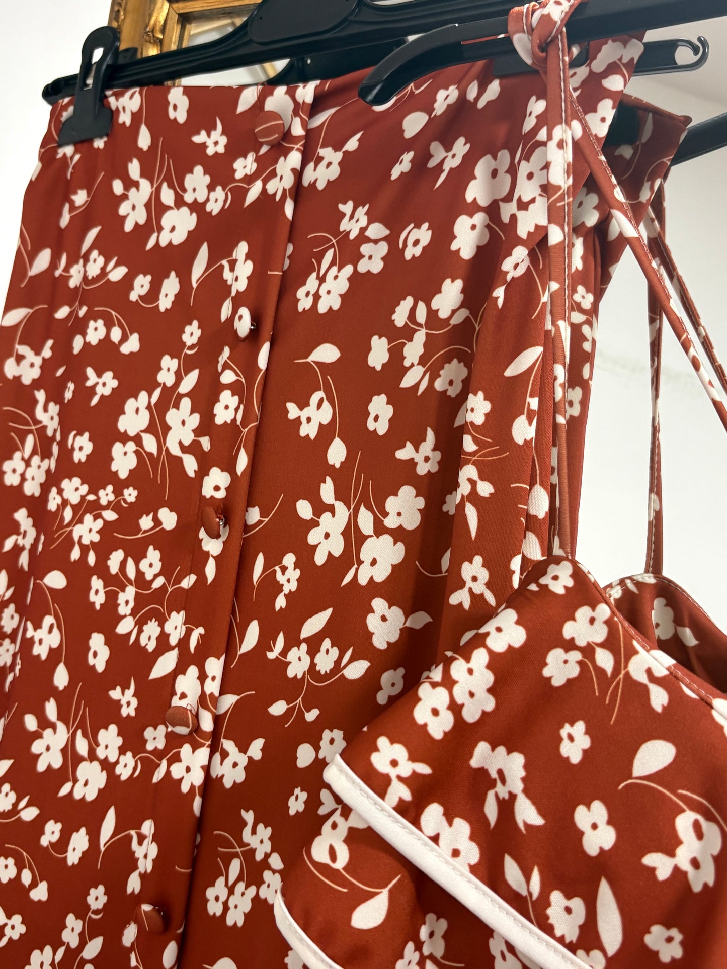 Coordinato top  balza e gonna bottoni 12194
