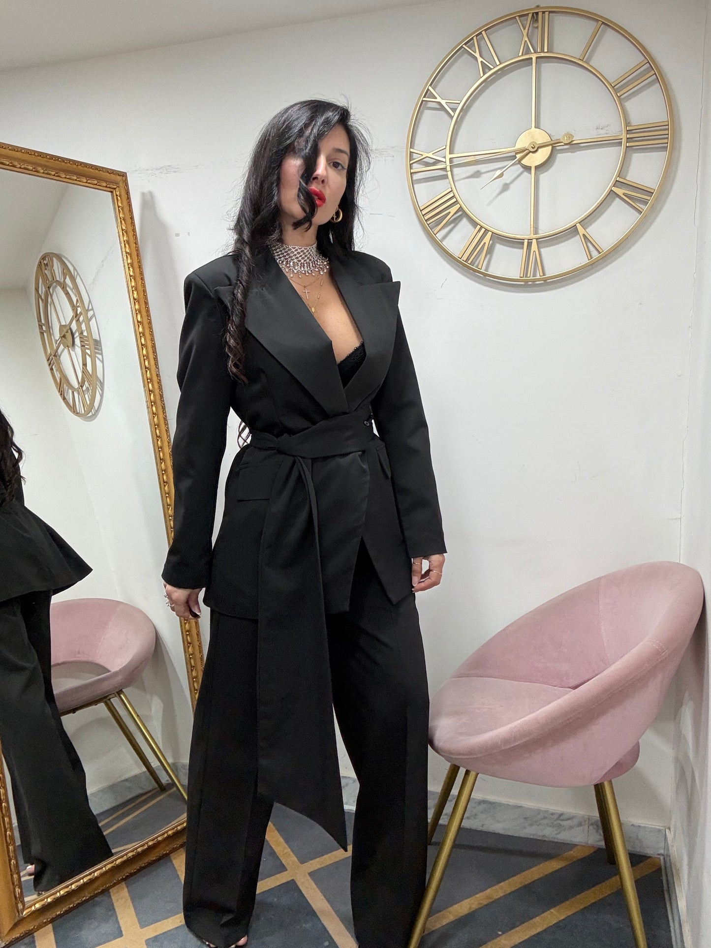 Tailleur collo punta e cinta 612