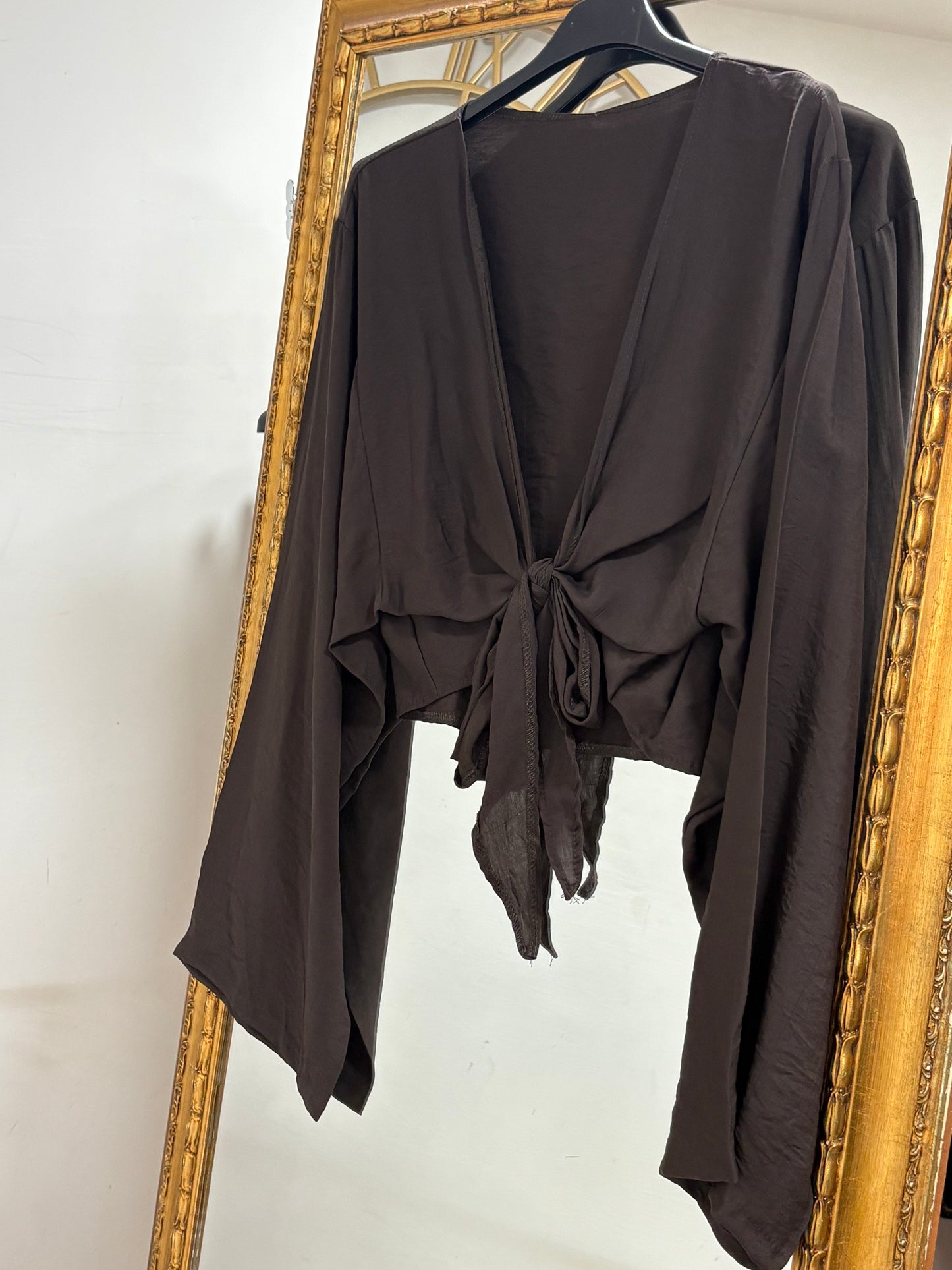 Crop nodo manica campana 8219