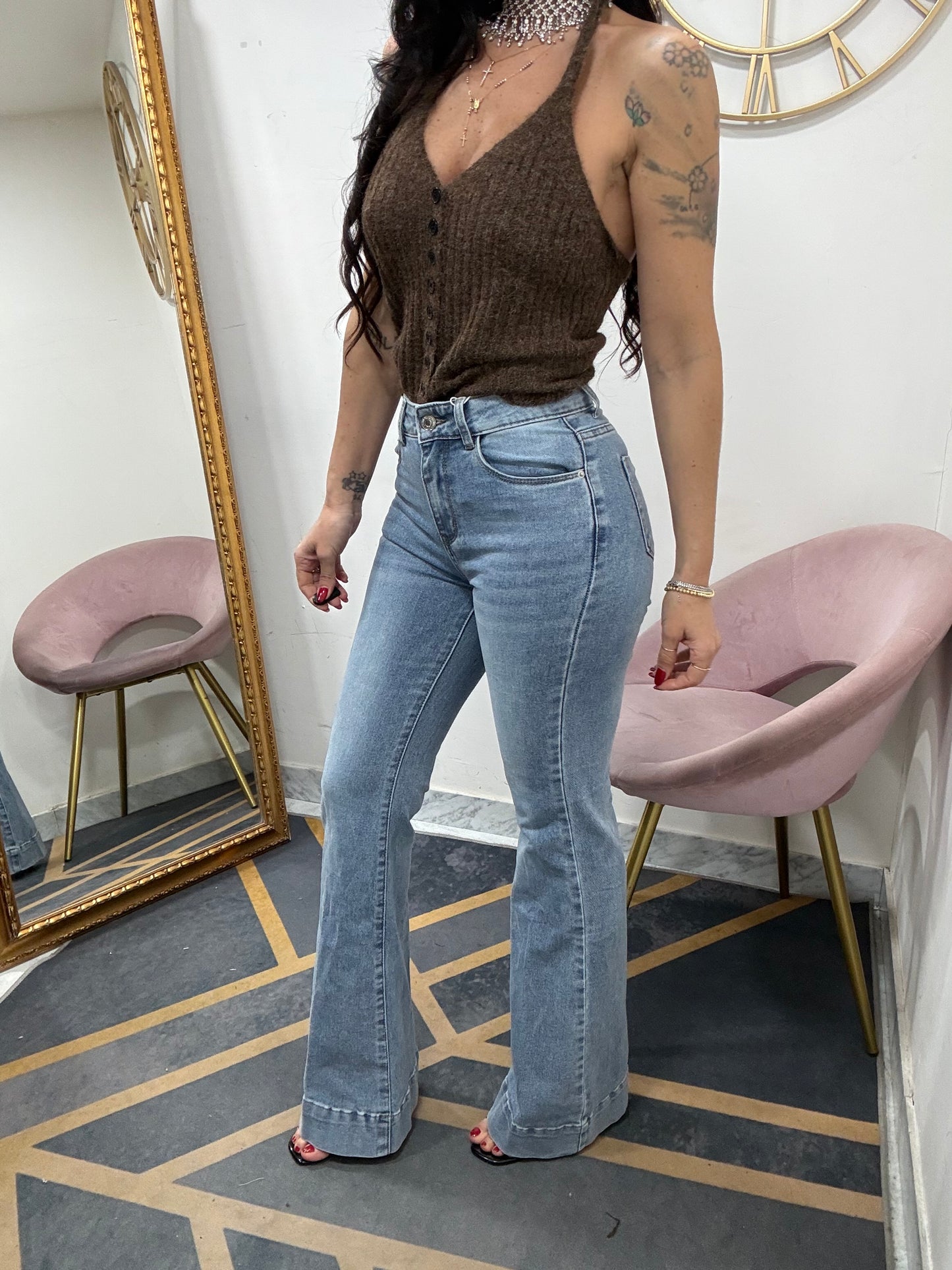 Jeans zampa lavaggio chiaro 820