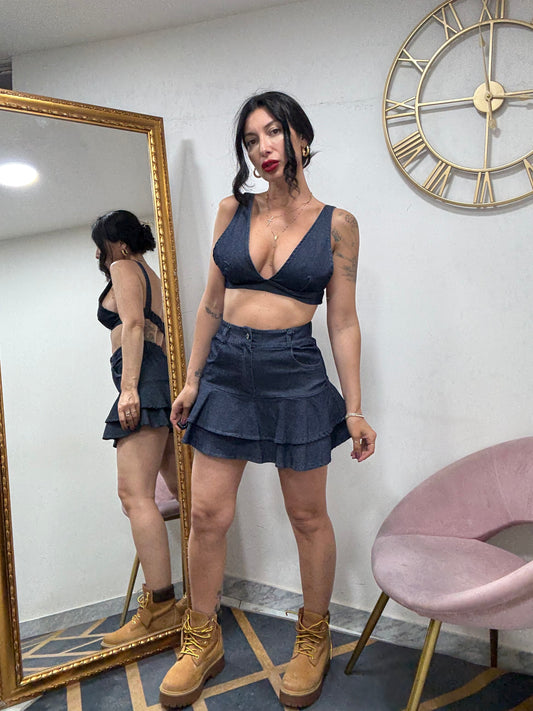 Minigonna balza con pantaloncino 129