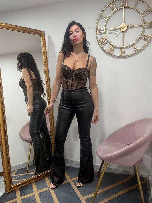 Pantalone ecopelle zampa 301