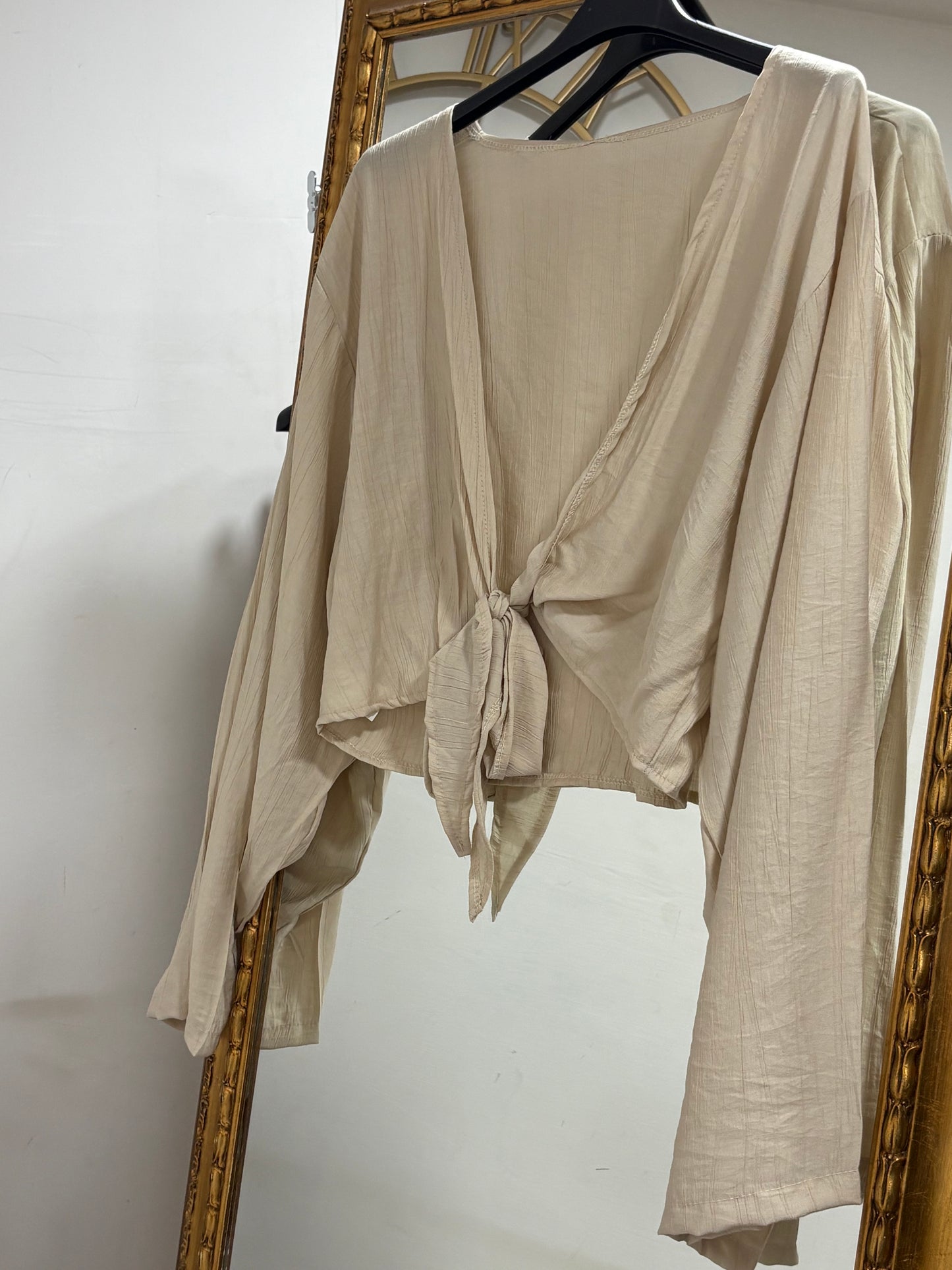 Crop nodo manica campana 8219