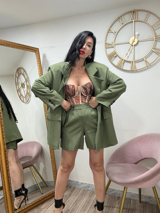Tailleur short 22726